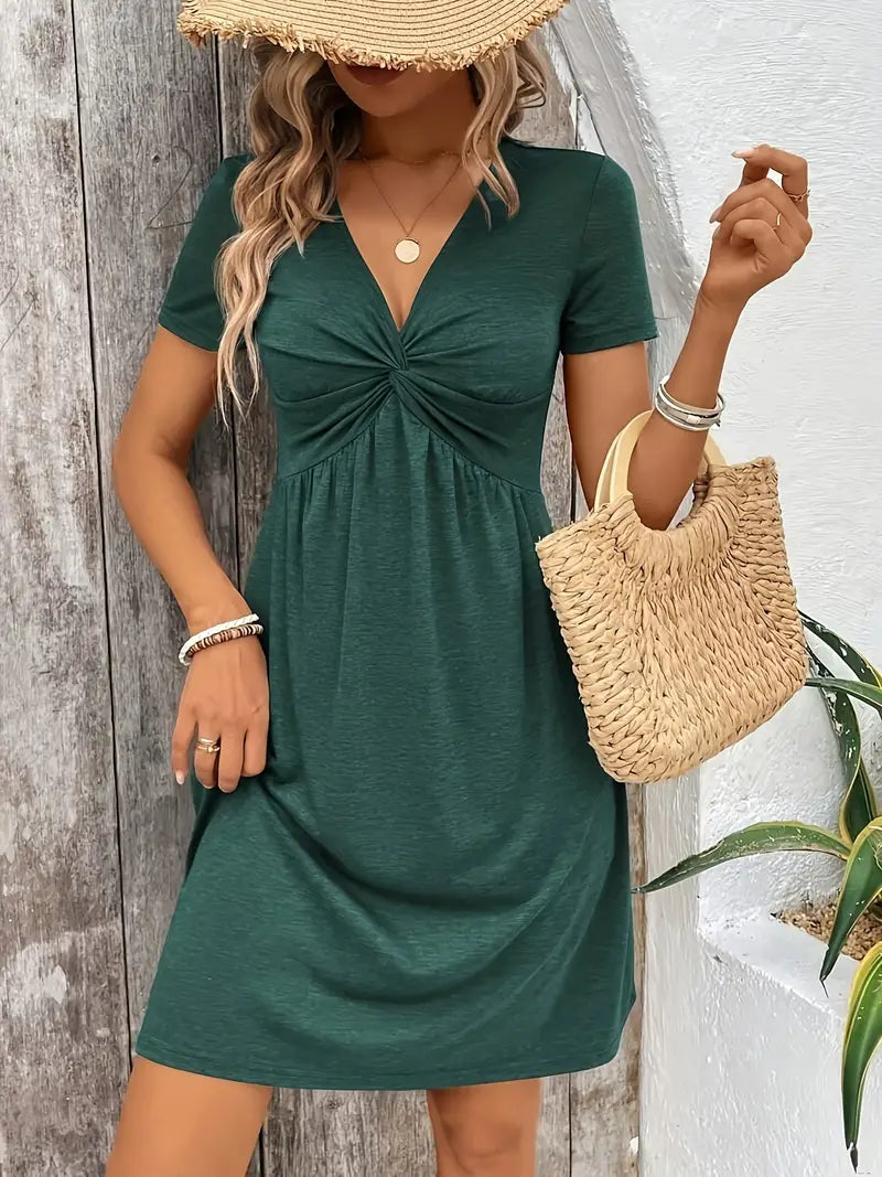 Holly | Elegant klänning med V-ringning