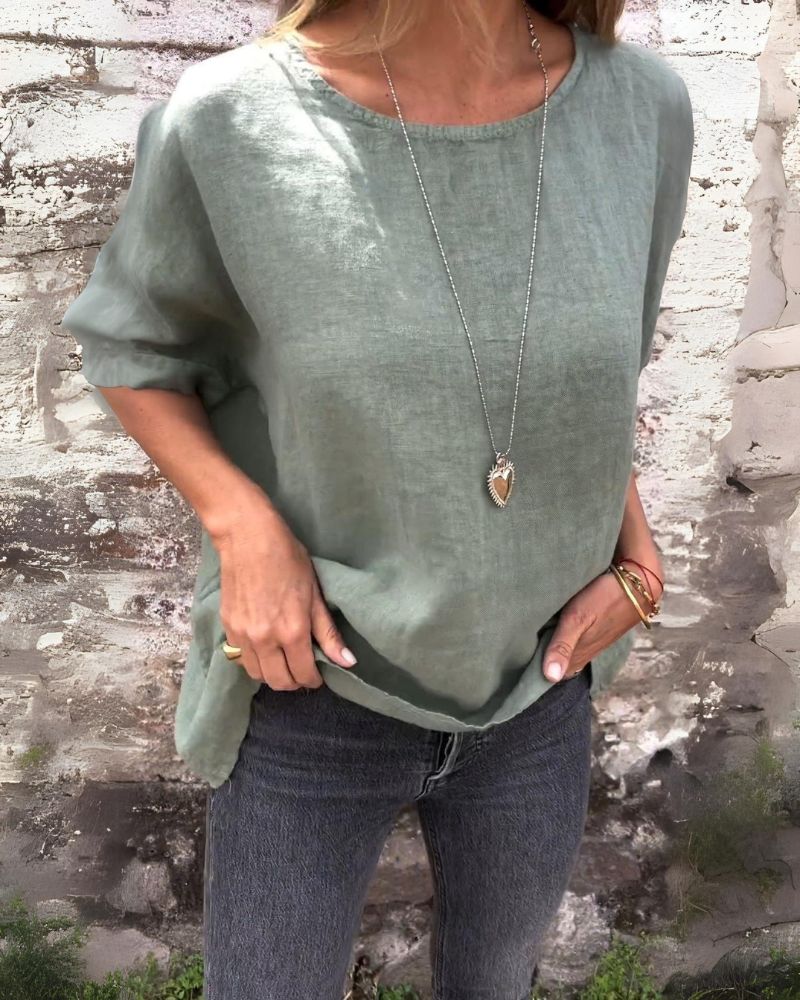 Novera | Essential Blus
